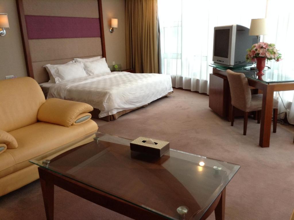New Times Hotel Shenzhen Railway Station Экстерьер фото