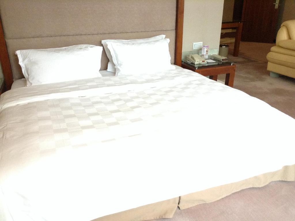New Times Hotel Shenzhen Railway Station Экстерьер фото